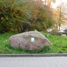 Monumental glacial erratic at 10 Mozarta Street in Warsaw