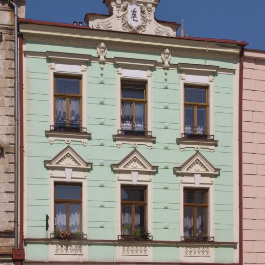 Zámecké náměstí 37