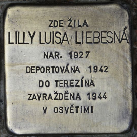 Stolperstein en memoria de Lilly Luisa Liebesná