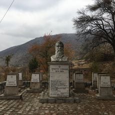 Monument of Hristo Uzunov and his Cheta