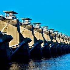 Lock and Dam Number 3