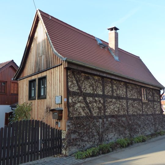 Seitengebäude eines Bauernhofes Kötzschenbrodaer Straße 16