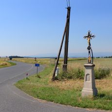 Kříž západně od Pocinovic