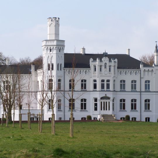 Groß Kedingshagen Manor