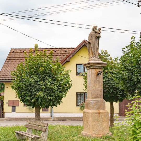 Socha svatého Josefa v Dolním Bousově