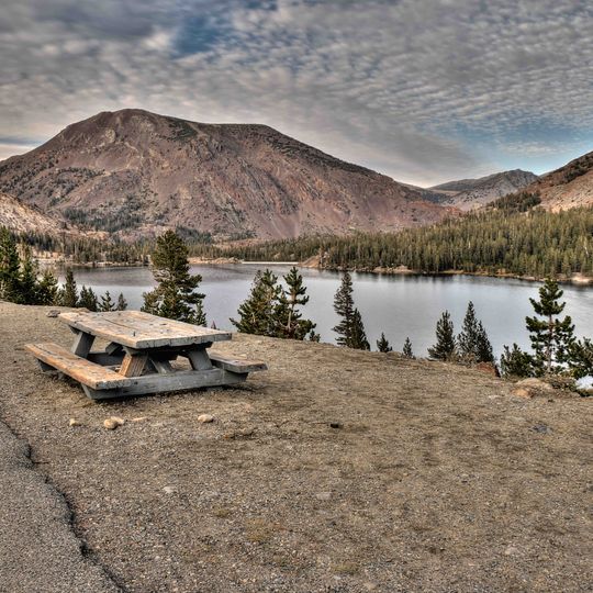 Tioga Lake Overlook