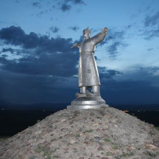 Kadarchy monument