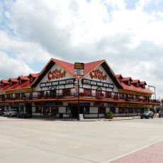 Chalet Lanes