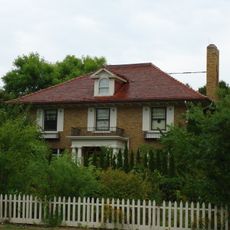 Pearl and Eva Chambers House