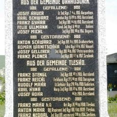 Pomník padlým jihozápadně od Drahouše