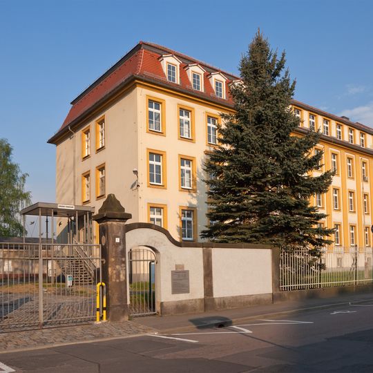 Kasernengebäude Brückenstraße 1