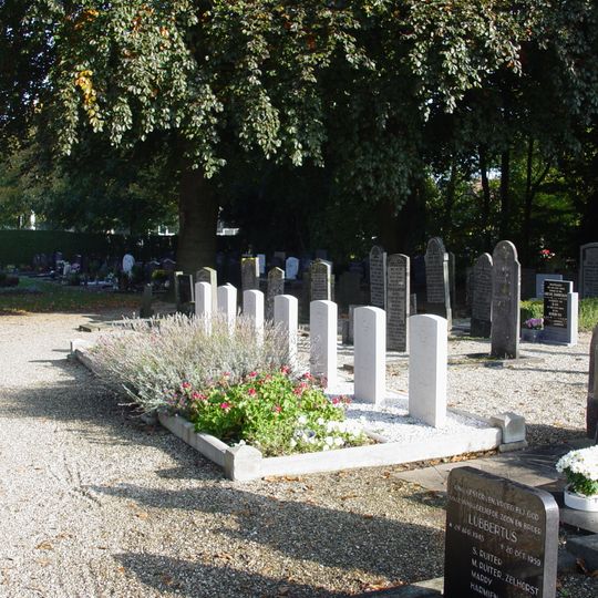 Blokzijl General Cemetery