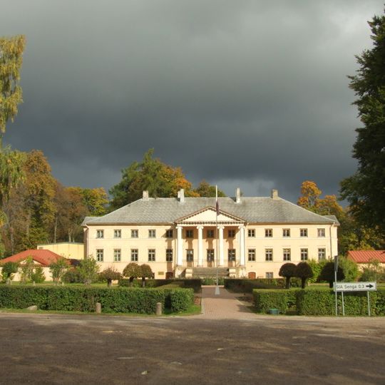 Vandzene Manor
