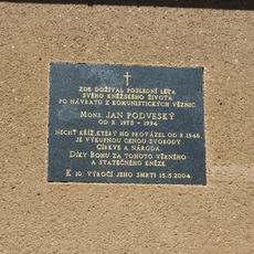 Pamětní deska Jana Podveského