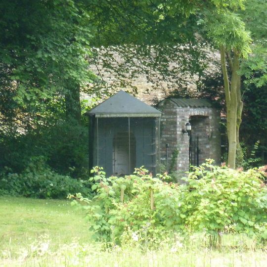 Kasteel Genbroek: oostelijke volière