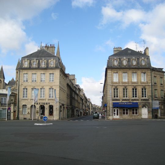 Pavillons de l'entrée de la rue Guillaume-le-Conquérant