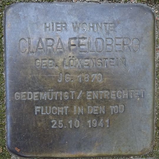 Stolperstein en memoria de Clara Feldberg