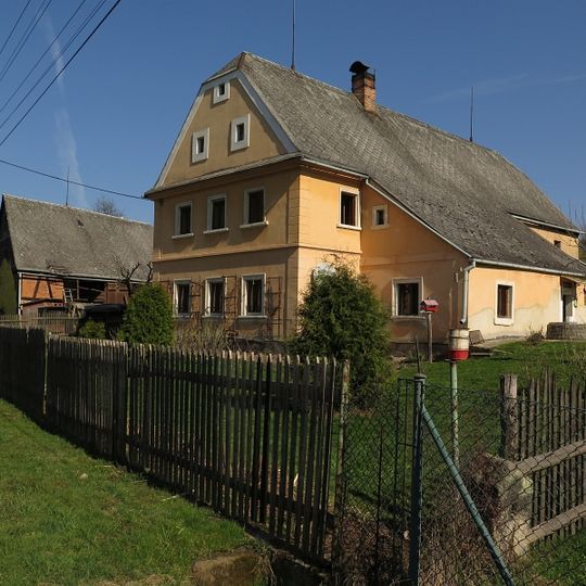 Usedlost čp. 16 se stodolou