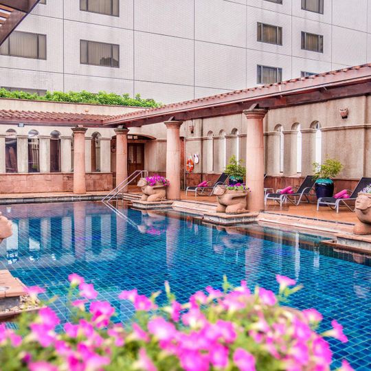 Crowne Plaza Bangkok Lumpini Park
