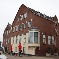 Koningin Wilhelminahaven NZ 1, Vlaardingen