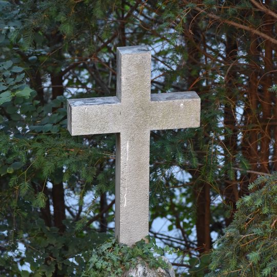 Kříž v Nádražní ulici v Plzni