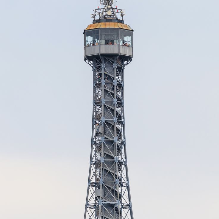 Петршинская башня