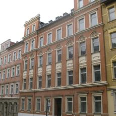 Mietshaus in geschlossener Bebauung Fürstenstraße 61
