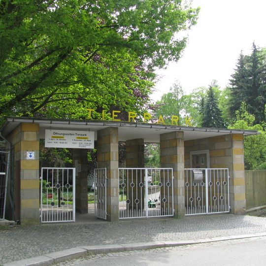 Tierpark Bischofswerda mit Parkanlage einschließlich Gartenpavillon und ehemaligen Esels- und Ponystall Sinzstraße 3