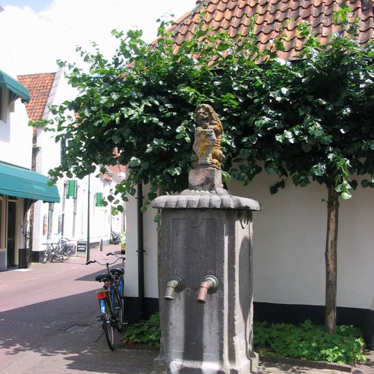 Stadspomp bij Kerkstraat 42, Hattem