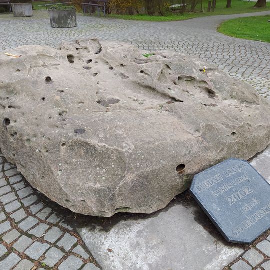 Pustkovecký bludný balvan