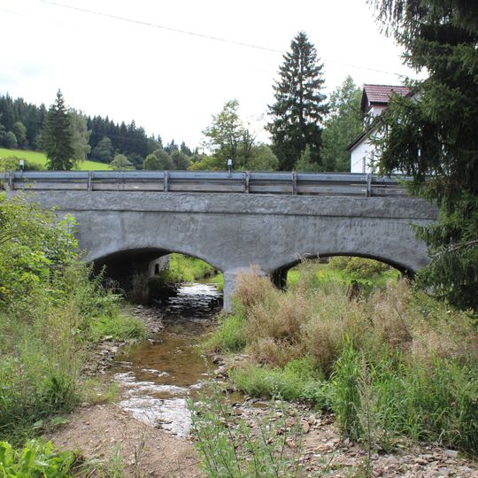 Most silnice II/145 přes Luční potok v Novém Městečku