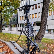Statue