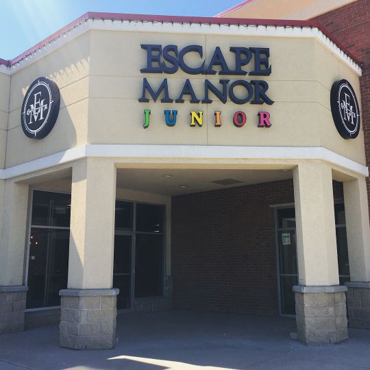 Escape Manor Junior