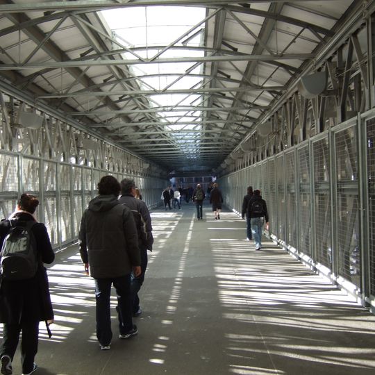 West Street pedestrian bridges