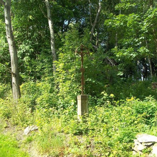 Kříž jižně od Šibanova u cesty z Načetína