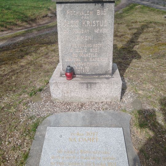 Pamětní deska u rybníka Schwarz