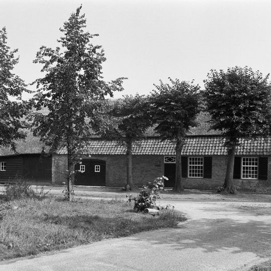 Straten 13, Oirschot