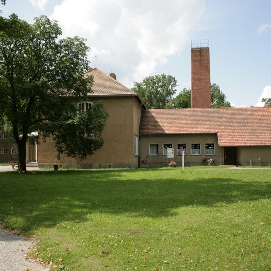 Schulgebäude Am Park 3
