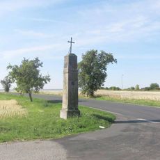 Kříž na rozcestí na jižním okraji Peruce