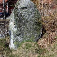 Uppland Runic Inscription 322