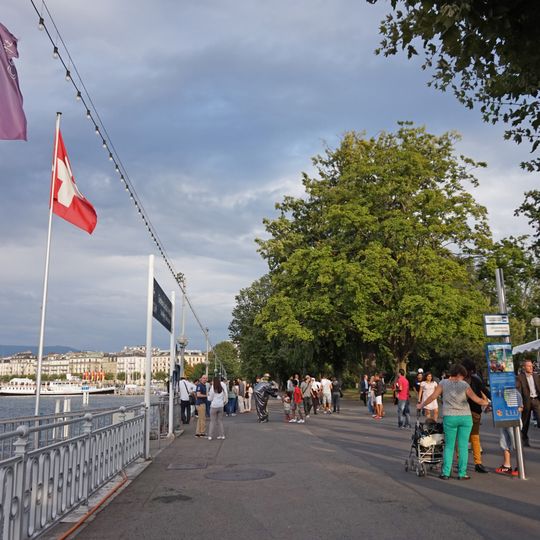 Promenade du Lac