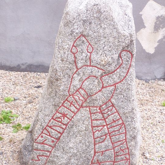 Medelpads runinskrifter 16