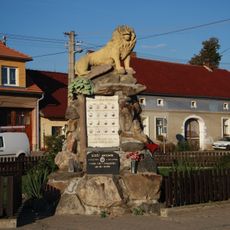 World Wars I and II memorial (Slavětice)