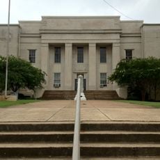 Moulton Courthouse Square Historic District