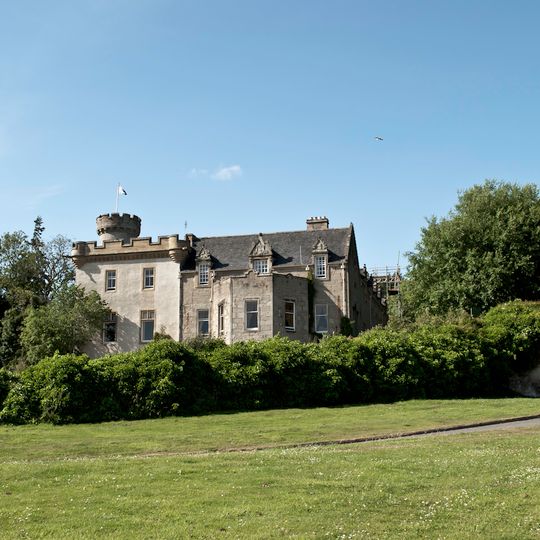 Tulloch Castle