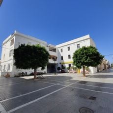 Edificio de Correos y Viviendas