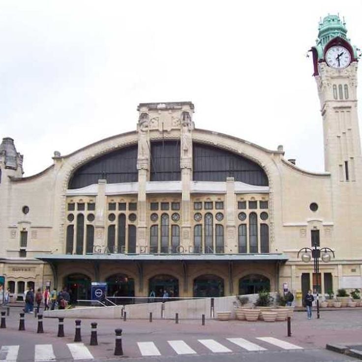Rouen-Rive-Droite Station