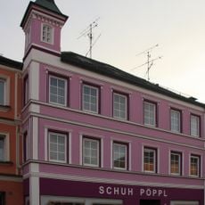 Wohn- und Geschäftshaus