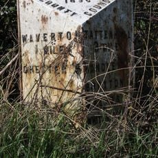 Milepost, Hatton Heath, S of Lodge Farm and Power Movers