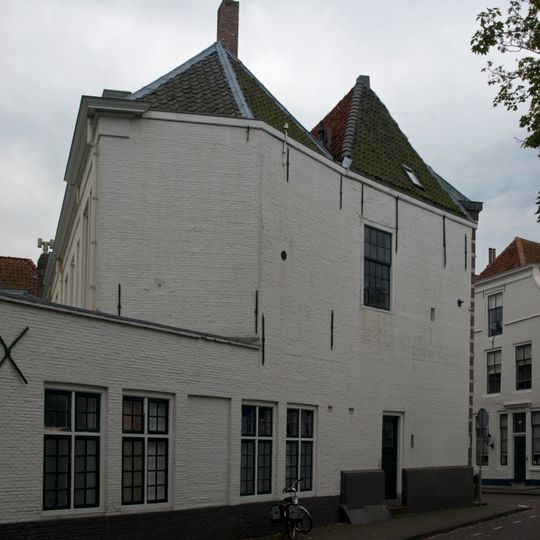 Apart genummerde zijingang van het pand Lange Noordstraat 70